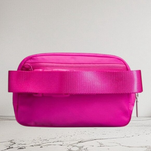 RARE! NEW Lululemon Everywhere Belt Bag (1L)  - SONIC PINK - Dopamine Unisex - Picture 9 of 12